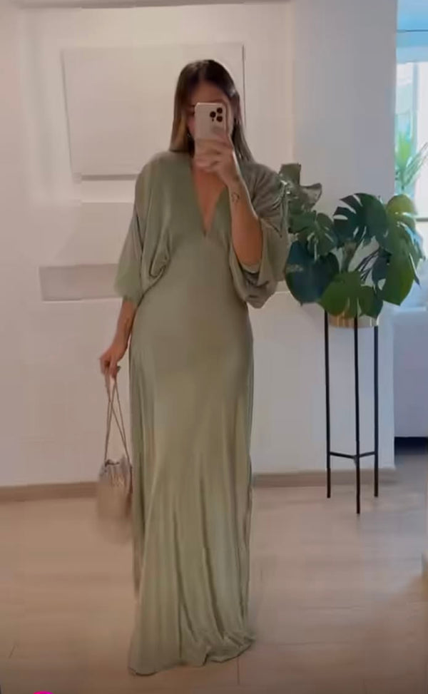 @hannahcole_